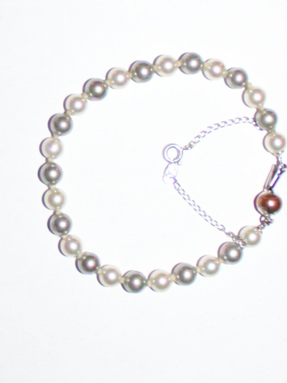 Vintage Curtis Creations Mid-Century Cultured Pearl Bracelet White and Dove Gray